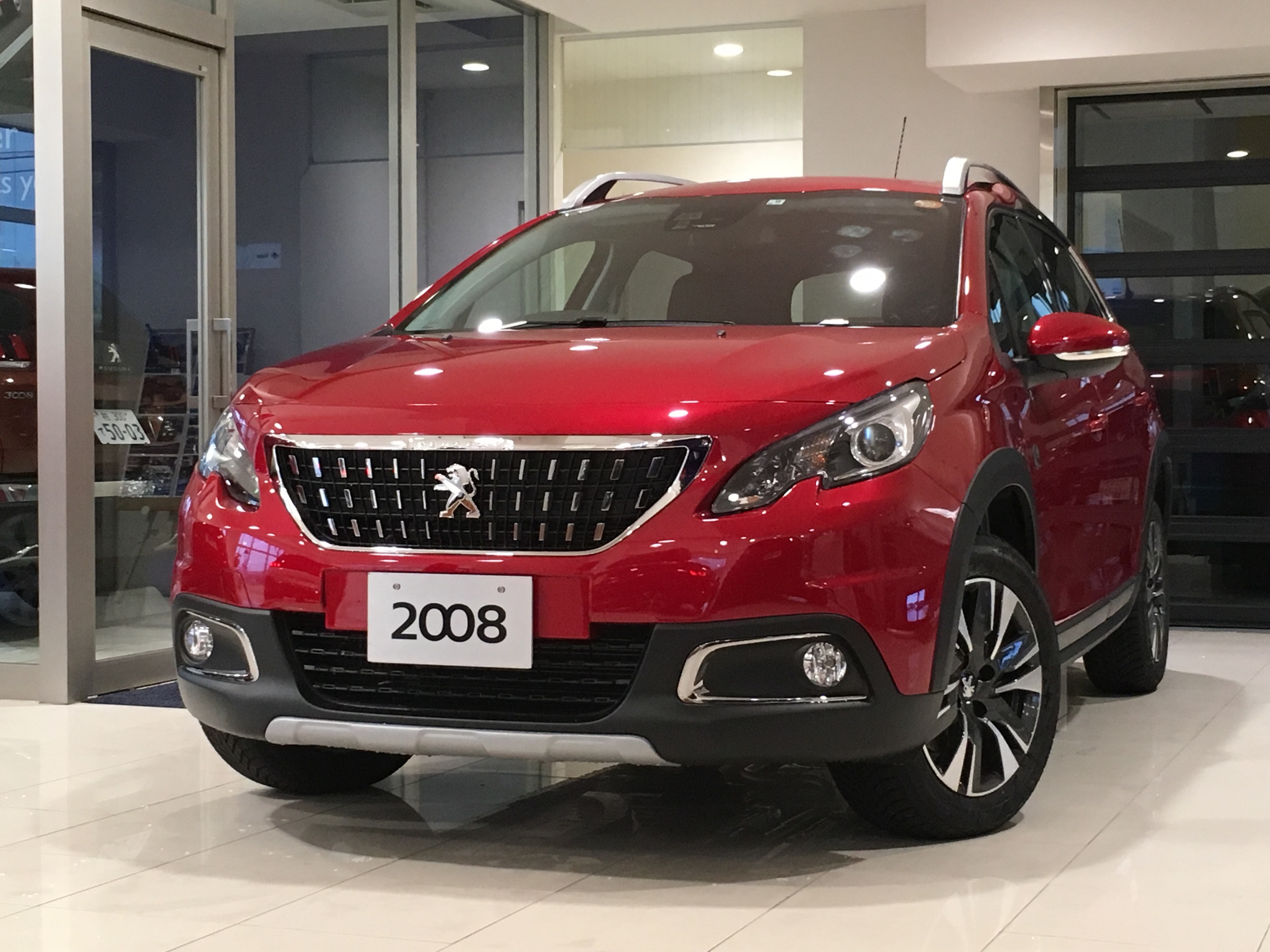 PEUGEOT SUV 2008  特別限定モデル！！