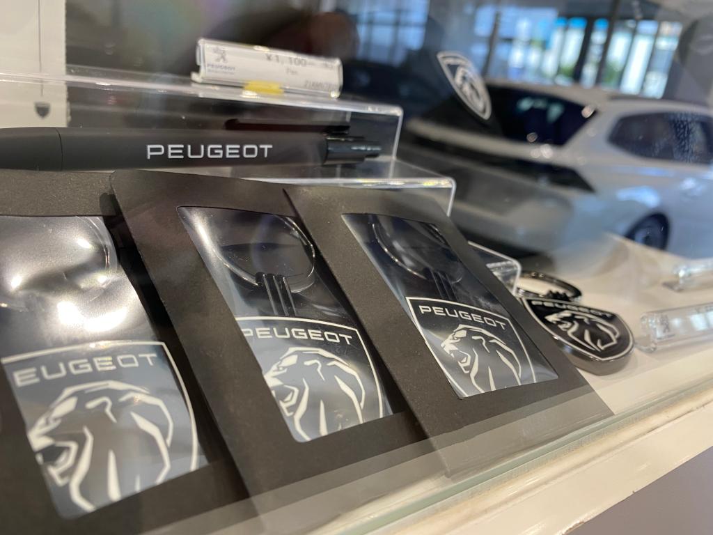 new PEUGEOT GOODS 　新登場！！