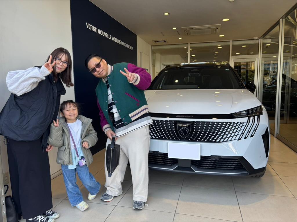 人生にPEUGEOTで華を！ご納車おめでとうございます☆