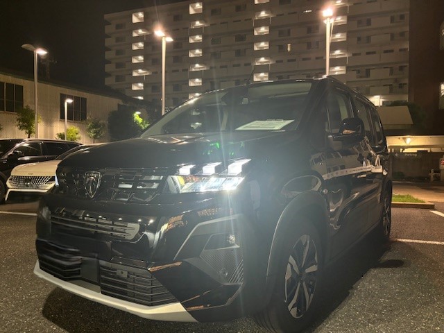 NEWRIFTER試乗車きました！！週末はPEUGEOT柏へ！！